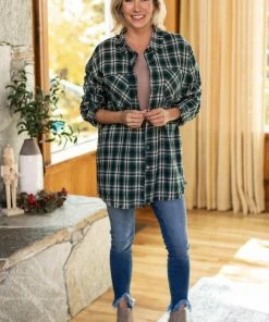 LLOVE LONG SLEEVES Hunter Green And Navy Plaid Fray Hem Top