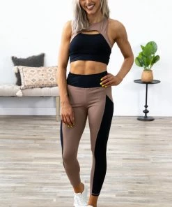 Denim BLVD Black And Mocha Colorblock Legging And Bra Set