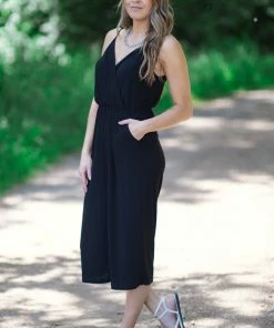 Gilli Dresses Black Surplice Front Cropped Jumpsuit
