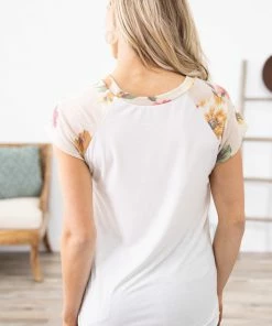 Acting Pro Tops White And Tan Floral Raglan Sleeve Top
