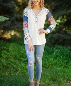 Heimish Tops Off White Multicolor Animal Print Sleeve Top