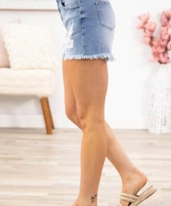 Zenana Bottoms Light Wash Fray Hem Distressed Shorts