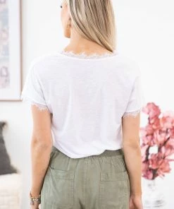 Shewin White Lace Trim Short Sleeve Top SHORT SLEEVES