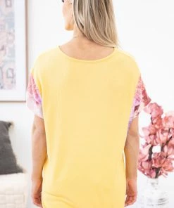 Hailey And Co Yellow Floral Print Sleeve Top SHORT SLEEVES