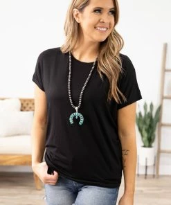 Zenana Bottoms Dark Wash Fray Hem Non Distressed Shorts