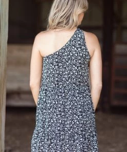 Supreme Fashion Dresses Black One Shoulder Floral Print Dress 7 Supreme Fashion Dresses Black One Shoulder Floral Print Dress