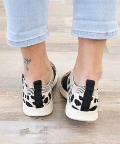 Jellypop Shoes Black Colorblock Animal Print Knit Sneaker