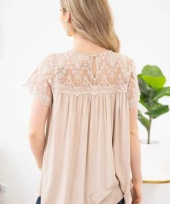 ALLIE ROSE SHORT SLEEVES Beige Crochet Lace Short Sleeve Top