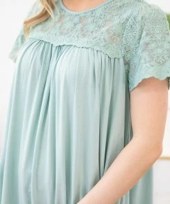 ALLIE ROSE Mint Crochet Lace Short Sleeve Top