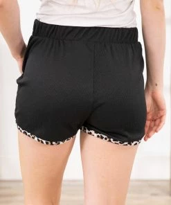 Wholesale Fashion Square Black Leopard Print Elastic Waist Shorts Bottoms
