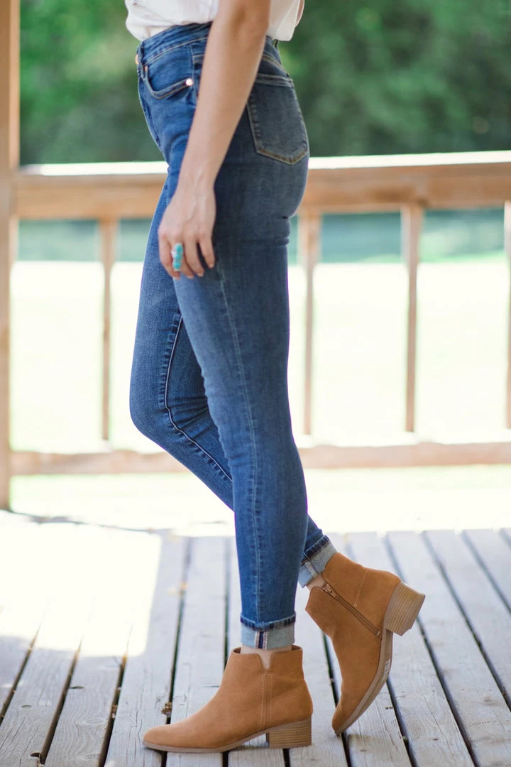 Judy Blue Jeans Bottoms PRE-ORDER Judy Blue Cuffed Hem Tummy Control Jeans Shipping Apx 8/5 5 Judy Blue Jeans Bottoms PRE-ORDER Judy Blue Cuffed Hem Tummy Control Jeans Shipping Apx 8/5