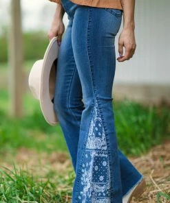 Bottoms YMI Dark Wash Paisley Print Panel Flare Jeans 9 Bottoms YMI Dark Wash Paisley Print Panel Flare Jeans