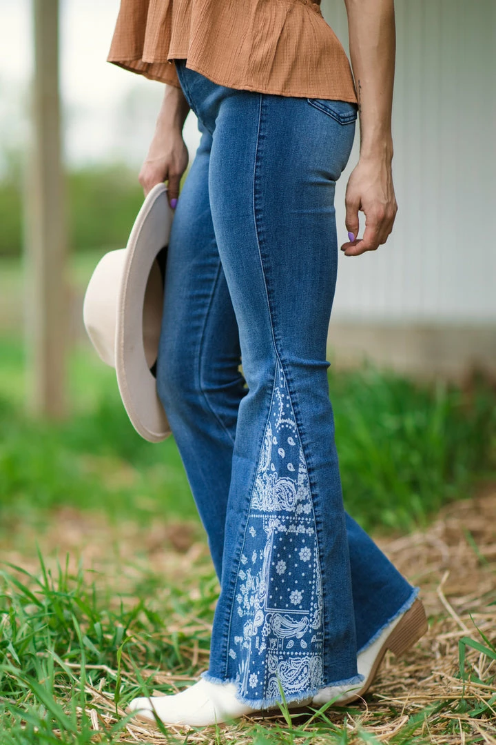 Bottoms YMI Dark Wash Paisley Print Panel Flare Jeans 5 Bottoms YMI Dark Wash Paisley Print Panel Flare Jeans