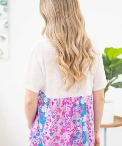 Andree By Unit SHORT SLEEVES Pink And Purple Colorblock Floral Print Top