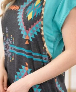 Avery Apparel MADE IN THE USA Black And Turquoise Aztec Print Raglan Top 11 Avery Apparel MADE IN THE USA Black And Turquoise Aztec Print Raglan Top