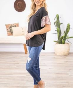 Melon SHORT SLEEVES Black Multicolor Top With Chevron Bell Sleeves