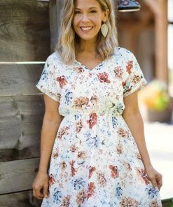 Supreme Fashion White And Rust Floral Print Short Sleeve Dress SHORT SLEEVES
