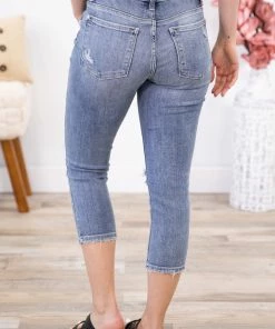 Judy Blue Jeans Judy Blue Medium Wash Distressed Capris