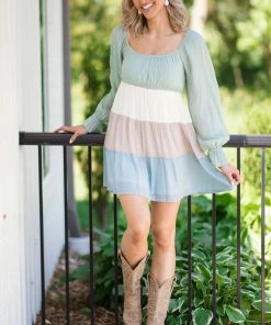 Blu Pepper Sage Colorblock Tiered Skirt Dress