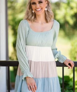 Blu Pepper Sage Colorblock Tiered Skirt Dress