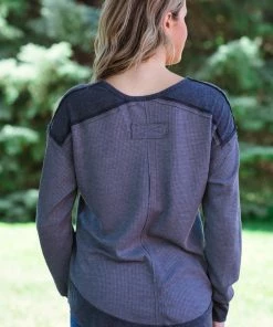 LA MIEL Graphite And Steel Colorblock Top 7 LA MIEL Graphite And Steel Colorblock Top