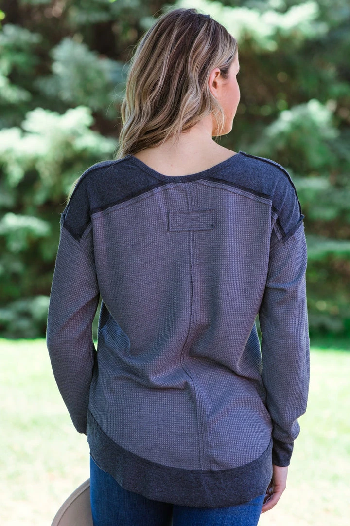 LA MIEL Graphite And Steel Colorblock Top 5 LA MIEL Graphite And Steel Colorblock Top