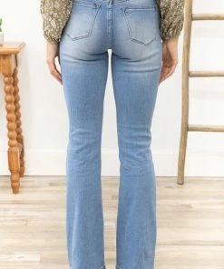 Bottoms Kancan Medium Wash Distressed Knee Flare Jeans 8 Bottoms Kancan Medium Wash Distressed Knee Flare Jeans