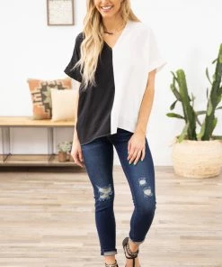 Jodifl Black And Off White Colorblock V-Neck Top SHORT SLEEVES