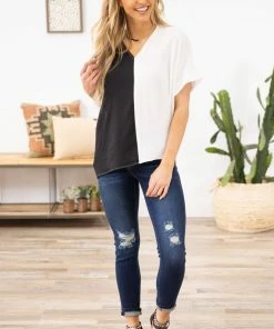 Jodifl Black And Off White Colorblock V-Neck Top SHORT SLEEVES