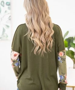 Macaron LONG SLEEVES Olive Reverse Seam Floral Sleeve Top
