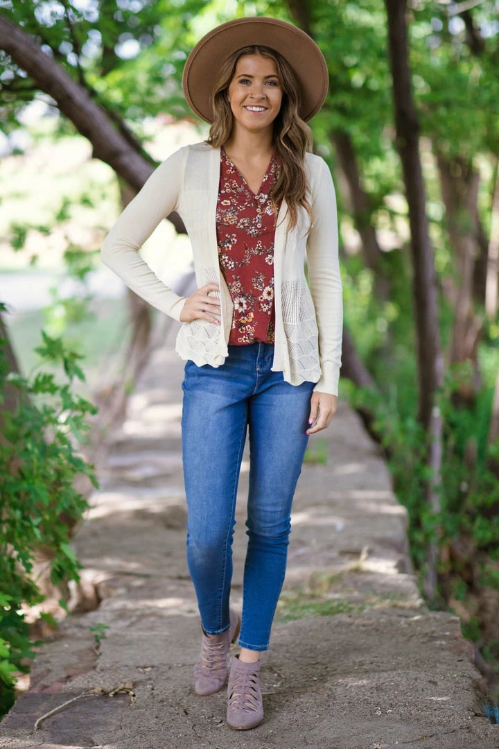 Debut Cream Scalloped Crochet Lace Trim Cardigan 4 Debut Cream Scalloped Crochet Lace Trim Cardigan