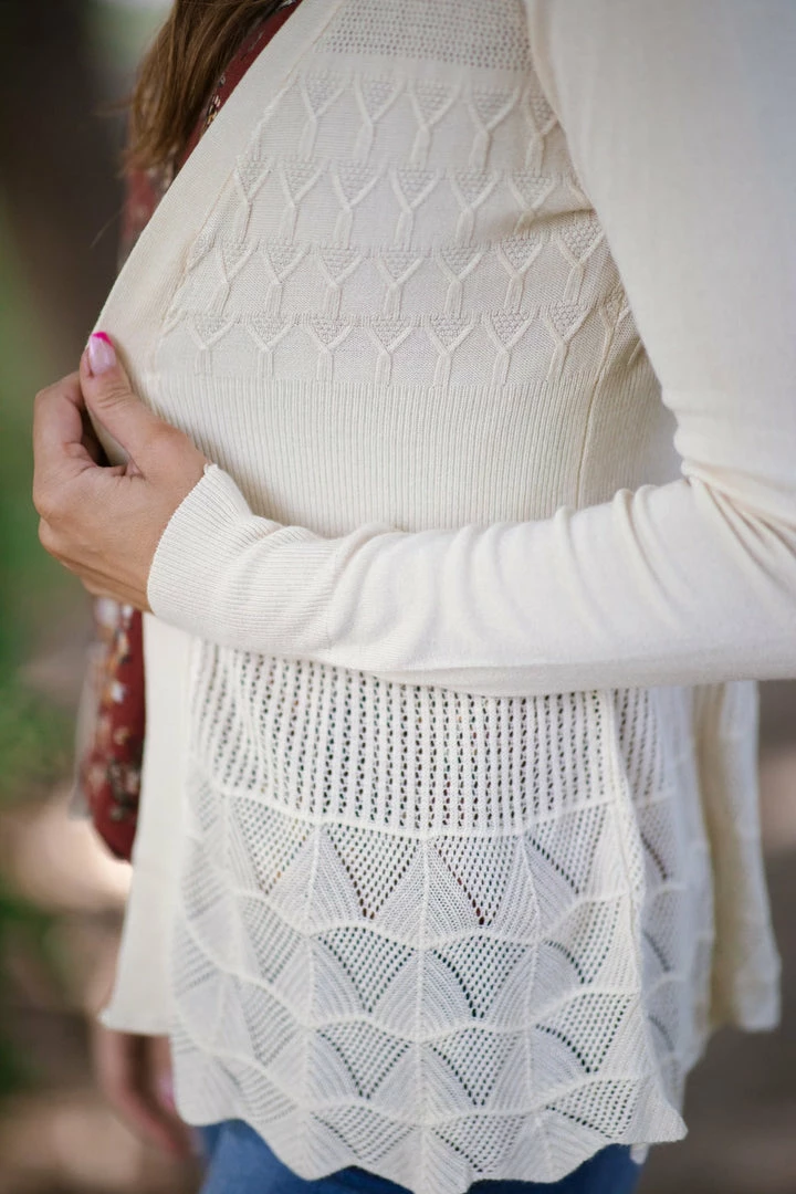 Debut Cream Scalloped Crochet Lace Trim Cardigan 5 Debut Cream Scalloped Crochet Lace Trim Cardigan