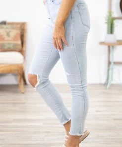 Rewash Bottoms Light Wash Distressed Knee Skinny Jeans