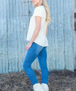 Staccato Off White Scallop Trim V-Neck Top SHORT SLEEVES