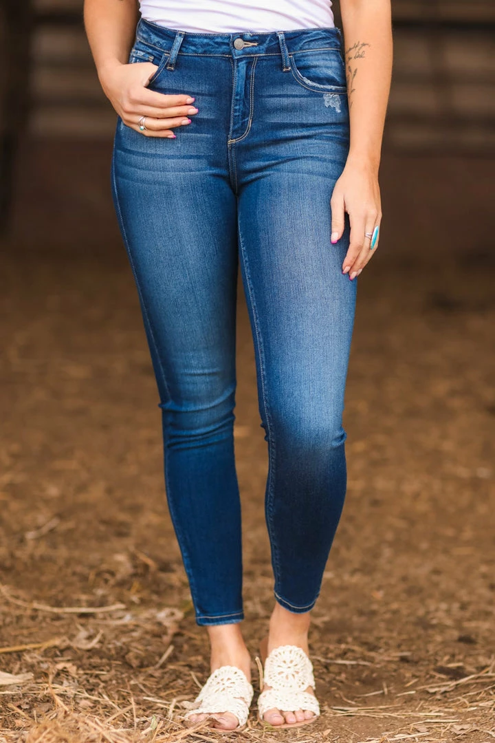 Bottoms Cello Dark Wash Skinny Jeans 3 Bottoms Cello Dark Wash Skinny Jeans