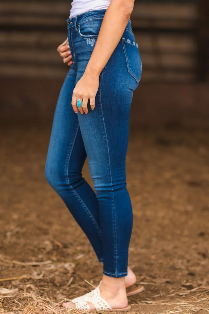 Bottoms Cello Dark Wash Skinny Jeans 4 Bottoms Cello Dark Wash Skinny Jeans