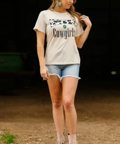 Zutter Beige Cow Print Cowgirls Graphic Tee