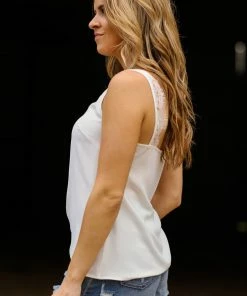Shewin White Eyelash Lace Trim Tank